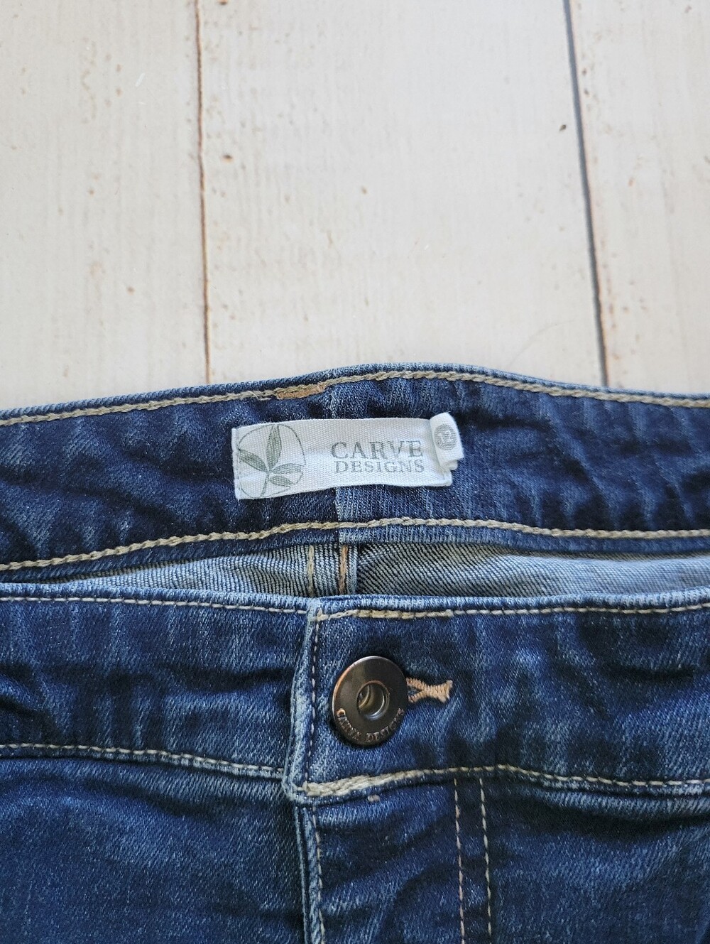 Carve Designs Womens Straight Leg Organic Cotton Dark Blue Jeans Raw Hem Size 12 - Picture 2 of 4